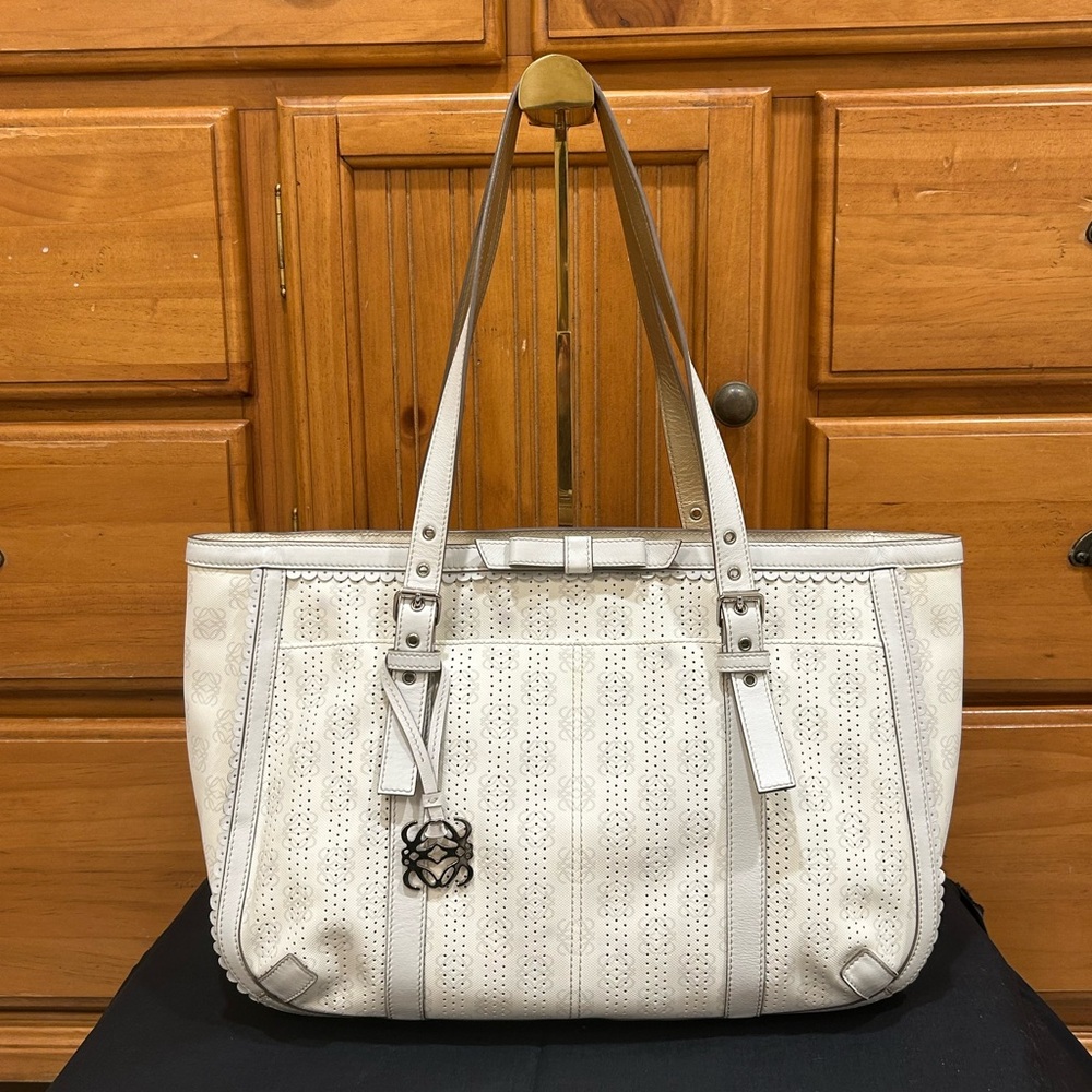Loewe anagram tote bag - Picture 5 of 13